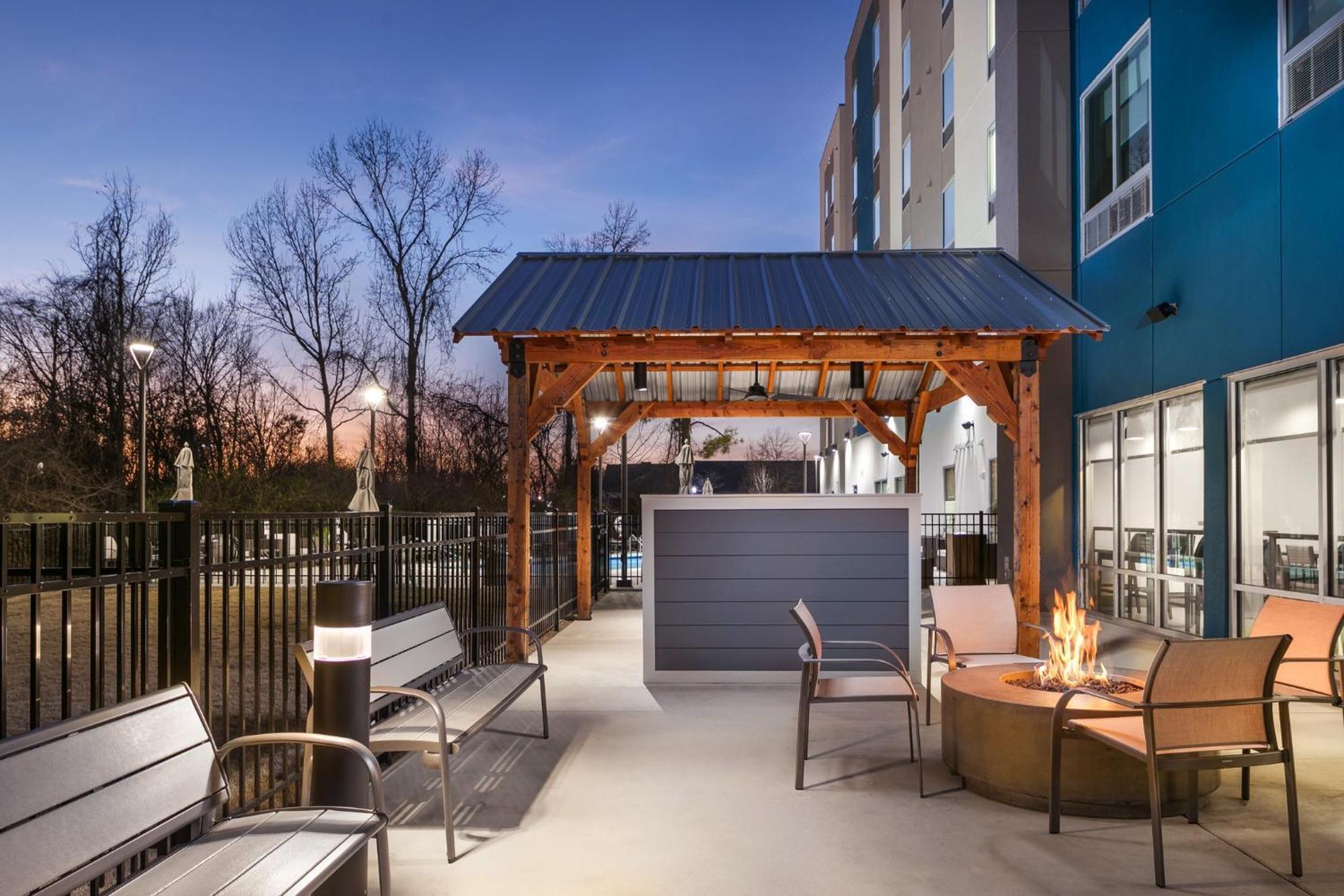 Holiday Inn Express Chattanooga - Hamilton Place Zewnętrze zdjęcie